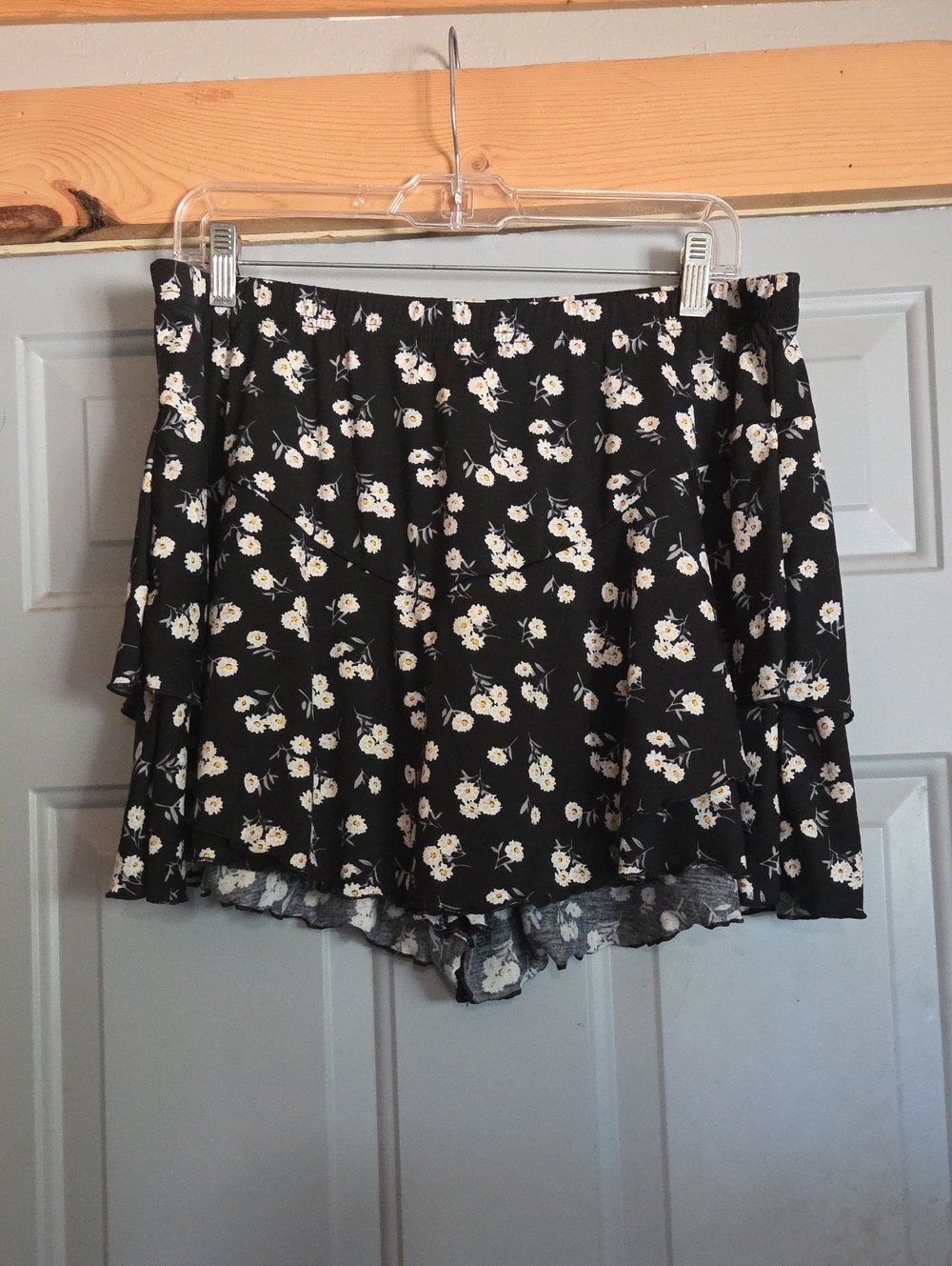 Daisy Print Mini Skort